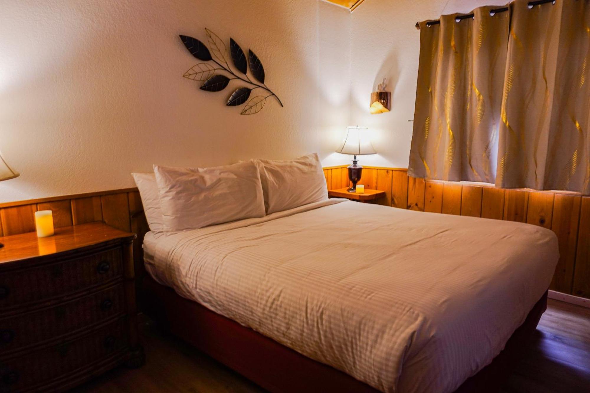 Sleepy Hollow Cabins & Hotel Crestline Zewnętrze zdjęcie