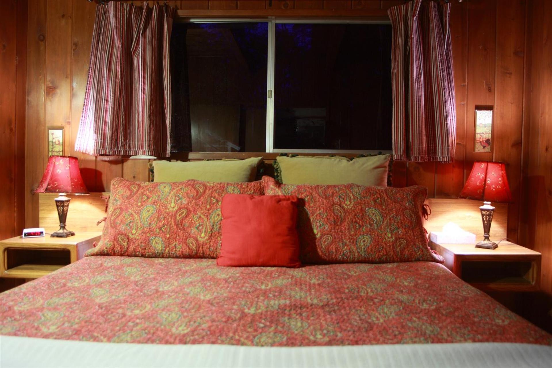 Sleepy Hollow Cabins & Hotel Crestline Zewnętrze zdjęcie